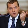 Медведев отказался поднимать налоги