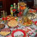 Новогодний стол в среднем обойдется россиянам в 3060 рублей