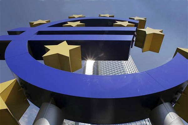 Экономика еврозоны снова под угрозой. На этот раз виновата Франция