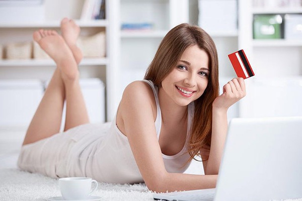 Как сэкономить на использовании кредитной карты?