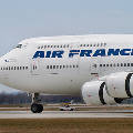 Бастующие рабочие Air France не идут на компромисс с руководством 