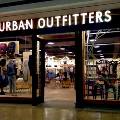 Urban Outfitters собирается сдавать в аренду одежду 