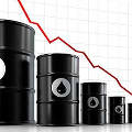 Саудовская Аравия обвалила цены на нефть до 4-летнего минимума