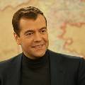 Медведев поручил создать агентство по привлечению инвестиций в регионы