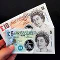 Банк Англии объявил о выпуске пластиковых денег