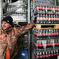 Ушедшая из России «Coca-Cola» осталась лидером продаж на рынке газировки страны