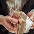 77% россиян назвали главным критерием хорошего места работы высокую зарплату
